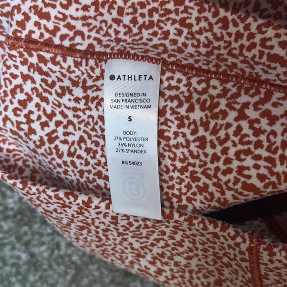 athleta textured legging - Picture 2 of 4